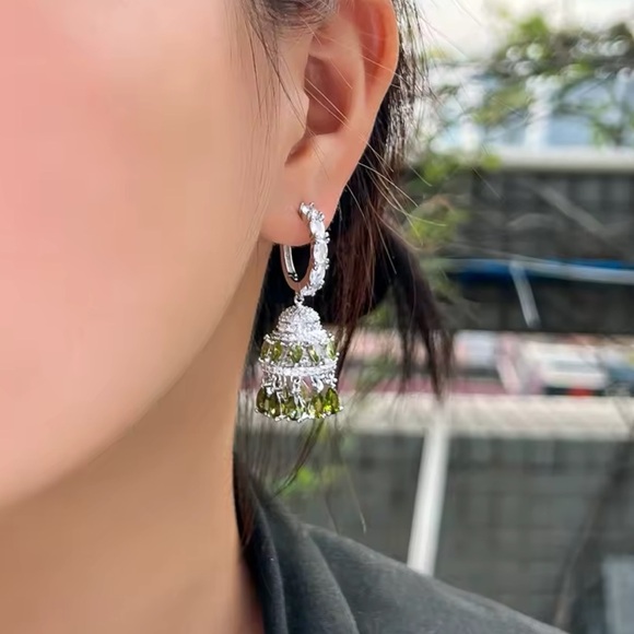 Margarita Le Roshe Zirconia Crystal Earrings - Picture 3 of 12